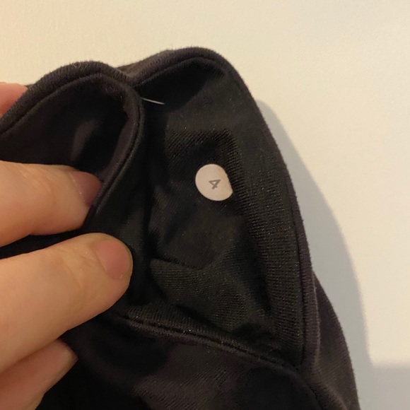 Black lululemon leggings - Picture 3 of 3